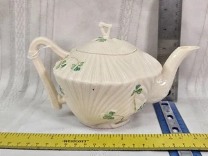 Tetera Belleek trébol verde marca arpa - Imagen 1 de 3