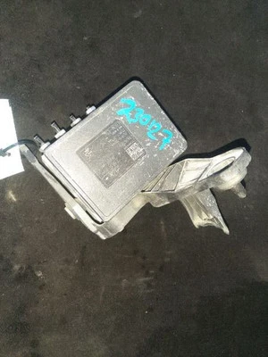 Conjunto de piezas de freno antibloqueo 18-19 Chevrolet Equinox 84342062 Foto 1 de 4