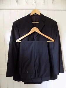 TRAJE DE LANA A RAYAS AZUL MARINO BALMAIN PARIS PARA HOMBRE TALLA 42"S PECHO 36" CINTURA 30" PIERNA - Imagen 1 de 15