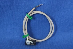 SMC D-A73 Auto Reed Switch 18" cable - Picture 1 of 3