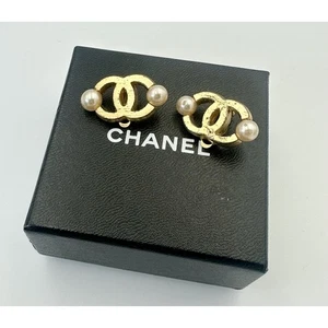 Gebrauchte CHANEL CHANEL Coco Mark 02A Gold Ohrringe mit Perle, f - Bild 1 von 6