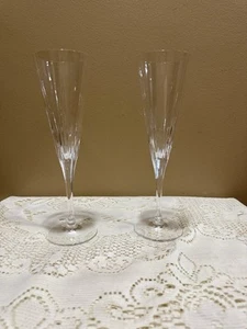 Pair Of 2 Vera Wang Duchesse Champagne Flutes - Picture 1 of 8