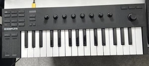 Native Instruments Komplete Kontrol M32 USB Midi Controller Keyboard - Picture 1 of 2