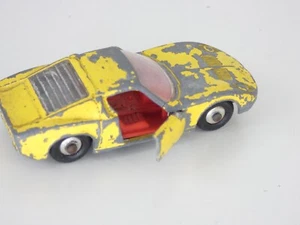 Matchbox Lesney 33 Lamborghini Miura 1969 vintage diecast toy car - Picture 1 of 14