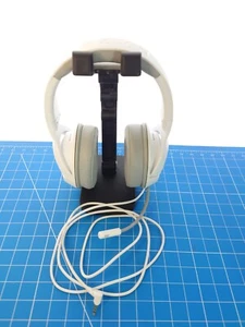 Razer Kraken Gaming Headset 3.5 Jack - Integrated Controls - For PC/Android - Picture 1 of 6