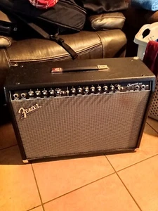 Fender 2330400000 Champion 100 Guitar Amplifier - Black - Picture 1 of 1