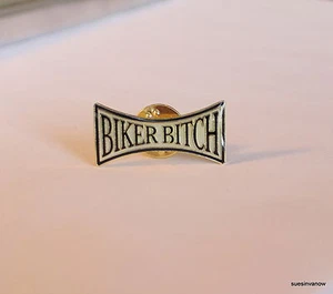 Motorrad Hut Pin Biker Schlampe Biker Enthusiast Schmuck - Bild 1 von 2