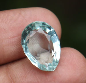 Sky-Blue Aquamarine 9 CT Loose Gemstone AAA+ Natural Grade Flawless Pear Cut - Picture 1 of 7