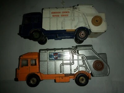 CORGI REFUSE TRUCK X2 BOROUGH COUNCIL REFUSE SERVICE AND     REVOPAC - Image 1 of 4