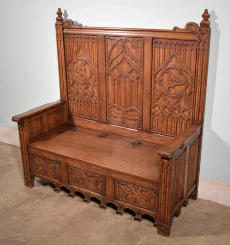 *Vintage French Gothic Revival Oak Wood Bench/Settee/Chair Highly Carved Cover