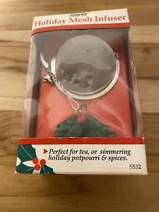 NIP NORPRO Christmas Holiday Mesh Infuser ~ Perfect for Teas or Spices New - Picture 1 of 6