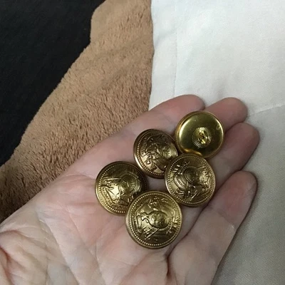 5 Metallknöpfe Dm 20 mm. Gold. Wappen Uniform Mantel-Knopf. Gewölbt. Vintage - Bild 1 von 2