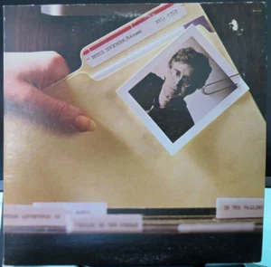 BRUCE COCKBURN ~ RESUME 1981 MILLENNIUM RECS (BXL1-7757) LP w/ORIG INNER SLEEVE - Picture 1 of 5