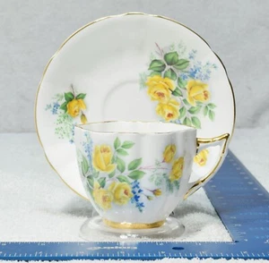 Juego de tazas de té vintage Royal Windsor rosas amarillas flores azules tazas de té regalos - Imagen 1 de 4