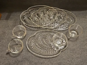 Vintage 8-teiliges Federal Glas Gehöft Weizen Muster Snack Set, 4 Teller & 4 Tassen, USA - Bild 1 von 6