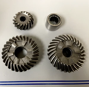 *NEW OEM* 0670 Mercury Mercruiser Sterndrive Outdrive Gear Set 43-96084A2 - Picture 1 of 8