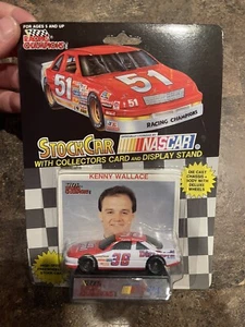 Racing Champions Stock Car #36 KENNY WALLACE Dirt Devil 1992 - Picture 1 of 10