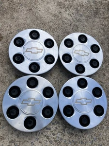 (4) Chevy 9595263 wheel center caps Silverado Suburban Tahoe Avalanche 10022501 - Picture 1 of 5