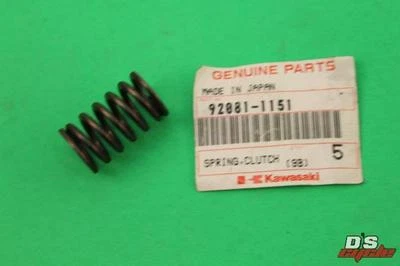 Kawasaki KDX250 KXF250 KXT250 KX250 KDX400 KX420 Clutch Spring NOS 92081-1151 - Image 1 of 4
