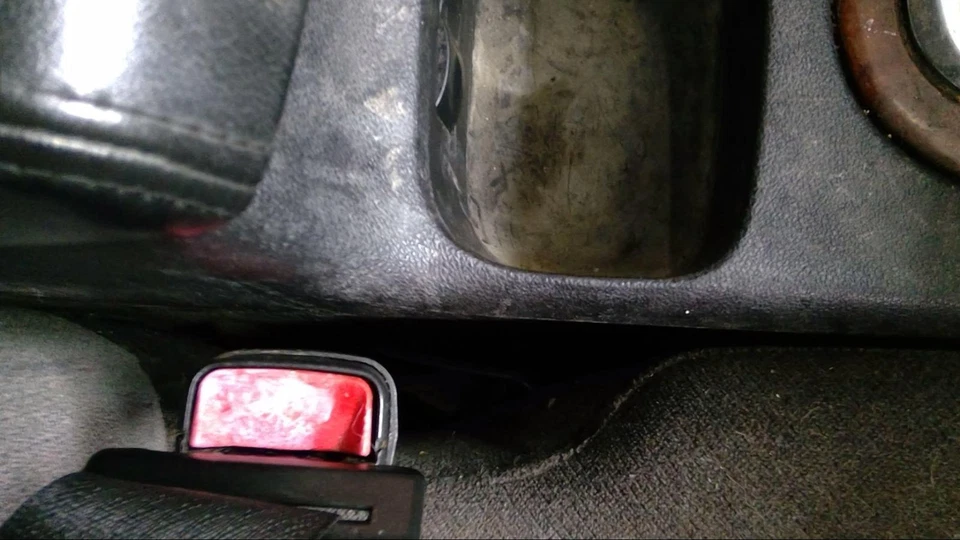 Used Front Right Seat Belt Front fits: 2006 Chevrolet Impala bucket and bench pa Foto 1 de 4