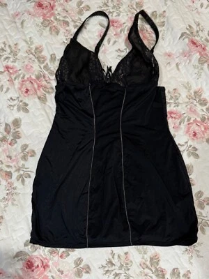 Kardashian Colección Intimates Allure Slip Talla M Foto 1 de 3