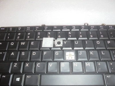 TAPA DE LLAVE ÚNICA + CLIP DE PLÁSTICO PARA DELL Alienware 15 R3 13 R3 HH53H PK131Q71A00 Foto 1 de 3