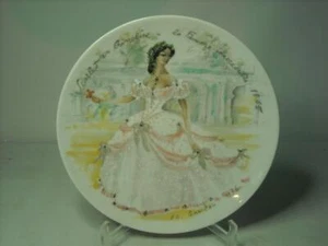 Plato D'Arceau Limoges ESCARLATA EN CRINOLINA Mujer Du Siecle 1865 Mujer Siglo - Imagen 1 de 3