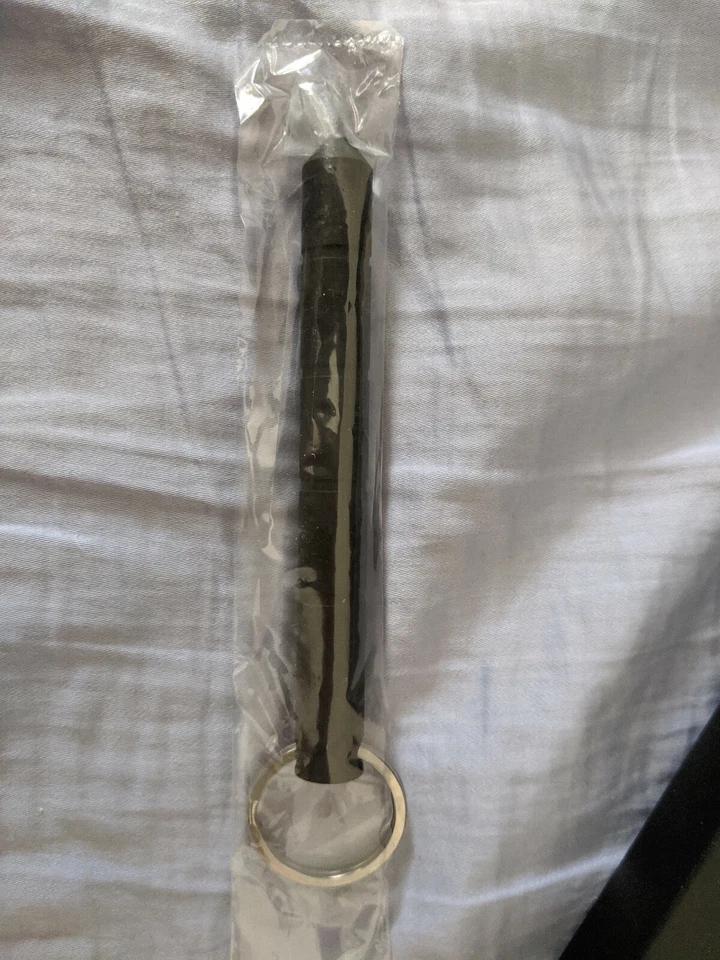 LLAVERO SEGURIDAD COCHE HERRAMIENTA DE ESCAPE INTERRUPTOR DE VENTANA DE EMERGENCIA Foto 1 de 1