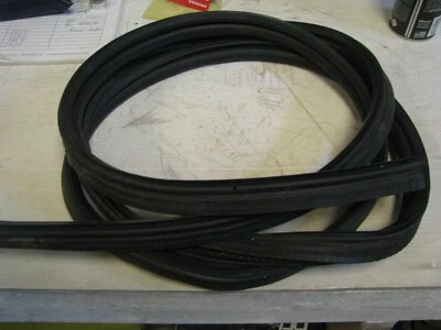 Уплотнительная полоска для люка Ford Focus svt 2002 2003 2004 Ford Focus SVT ZX5 - Изображение 1 из 3