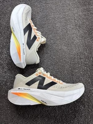 New Balance SuperComp Trainer v3 Women’s Size 8 Angora/mango Shoes - Image 1 of 4