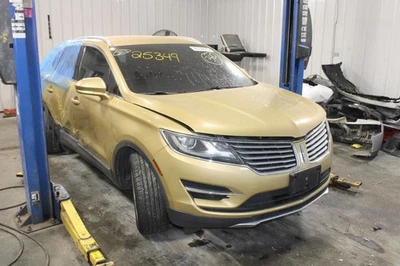 2015 Lincoln MKC Engine Fuse Box OEM Used 77000 Miles 646-01802 C25349 - Image 1 of 4