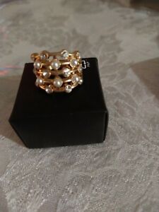 Woman Ring / Pearly Accent Statement Ring Size 6