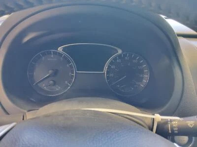 Medidor de velocímetro usado se adapta a: Nissan Altima Cluster 2017 2,5 L 4 cilindros base MPH Foto 1 de 4