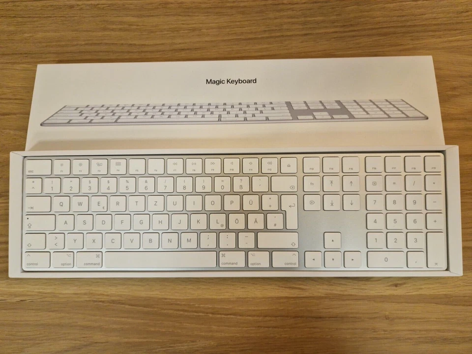 Magic Keyboard für Apple - Bild 1 von 1