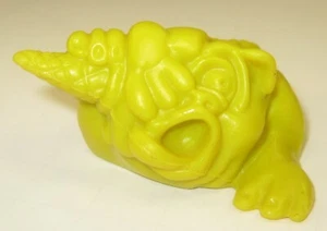 Trung Mini Boglins Figure Neon Yellow Blind Pack Bogglins Clumsies - Picture 1 of 10