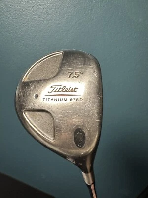 Titleist Titanium 975D 7.5 Degree Driver Graphite Shaft Righthanded Golf Club - Image 1 of 4