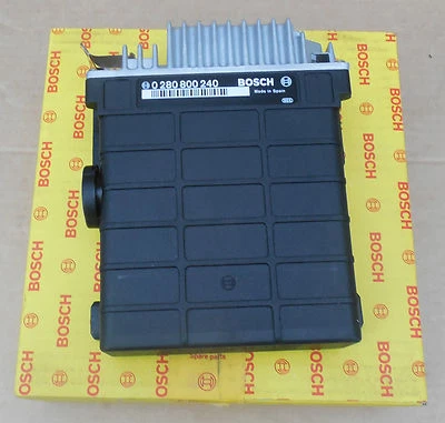 Centralina Mercedes Benz 190 E 2.3 [201] Mercedes A0065455532 Bosch 0280800240  - Immagine 1 di 4
