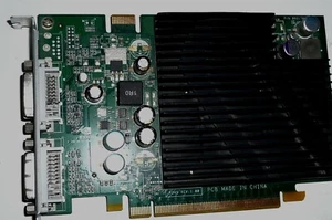 Apple MacPro NVIDIA P345 256MB PCIe Dual DVI Video Graphics Card - Picture 1 of 4