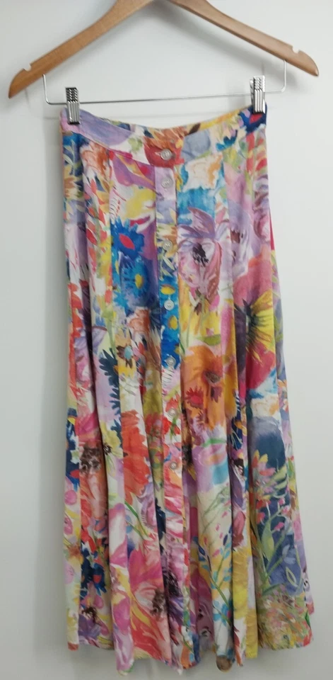 Falda Maxi H&M para Mujeres 2 Multicolor Floral Botón Frontal Plisado A-Line Sin Forro Foto 1 de 4