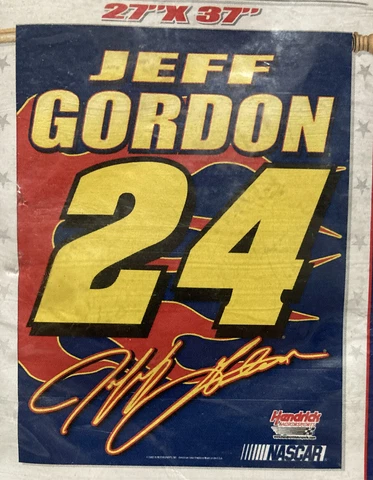 Jeff Gordon #24 NASCAR Indoor/Outdoor Vertical Hanging Banner Flag 27"x37" NIP Cover