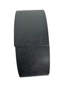 Gafas de sol Prada Saffiano de cuero negro estuche rígido solo sin tela sin caja - Imagen 1 de 4