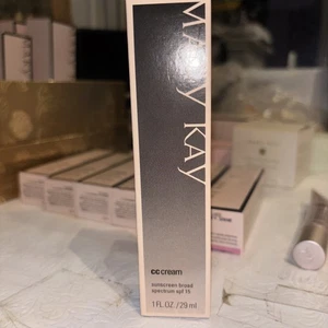 Mary Kay CC CREAM - VERY LIGHT, 072822 1 fl. oz. New in Box, OLD STOCK - Picture 1 of 6