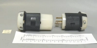 2) Mating Pairs Hubbell HBL7314C HBL9965C 20A Twist-Lock 3 Pole Ungrounded [D7X] - Image 1 of 4