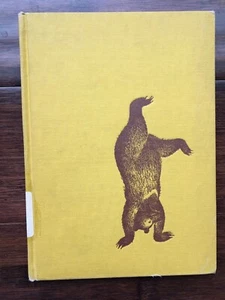 Carry On, Grumms! About A Pet Bear by Bessie White 1956 Hard Cover Library Book - Picture 1 of 12