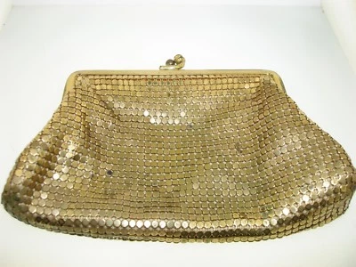 ¡HERMOSO MONEDERO VINTAGE DE MALLA DORADA WHITING & DAVIS DE LA DÉCADA DE 1940! Foto 1 de 4