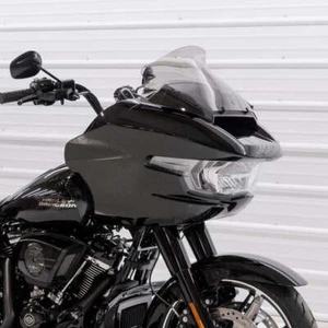 Parabrisas Klock Werks 11" Sport Flare tintado Harley Road Glide FLTR 23.5-2025 - Imagen 1 de 5