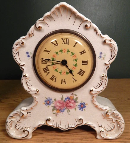 VINTAGE LUX CLOCK MFG Co. PORCELAIN ALARM CLOCK TO RESTORE Cover