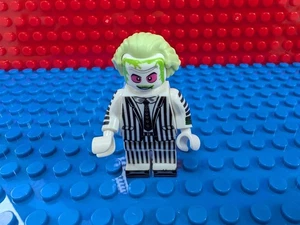 Beetlejuice Horror Customized Lego mit Sockel & Zubehör Minifigur - Bild 1 von 1