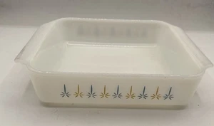 Vela vintage Anchor Hocking Fire King 8x8 #435 Glow Starburst 1967 - Imagen 1 de 6