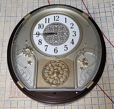 Seiko QXM470BRH Retired Melodies In Motion Wall Clock Oldies & Christmas  - Image 1 of 4